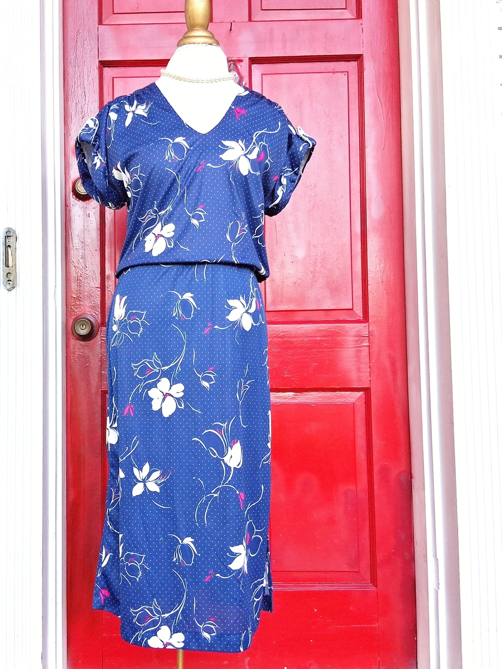 Vintage Navy Floral Midi Dress with White & Pink Blooms